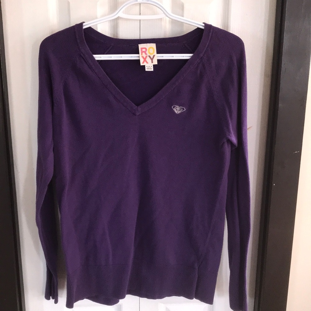 Roxy v-neck sweater